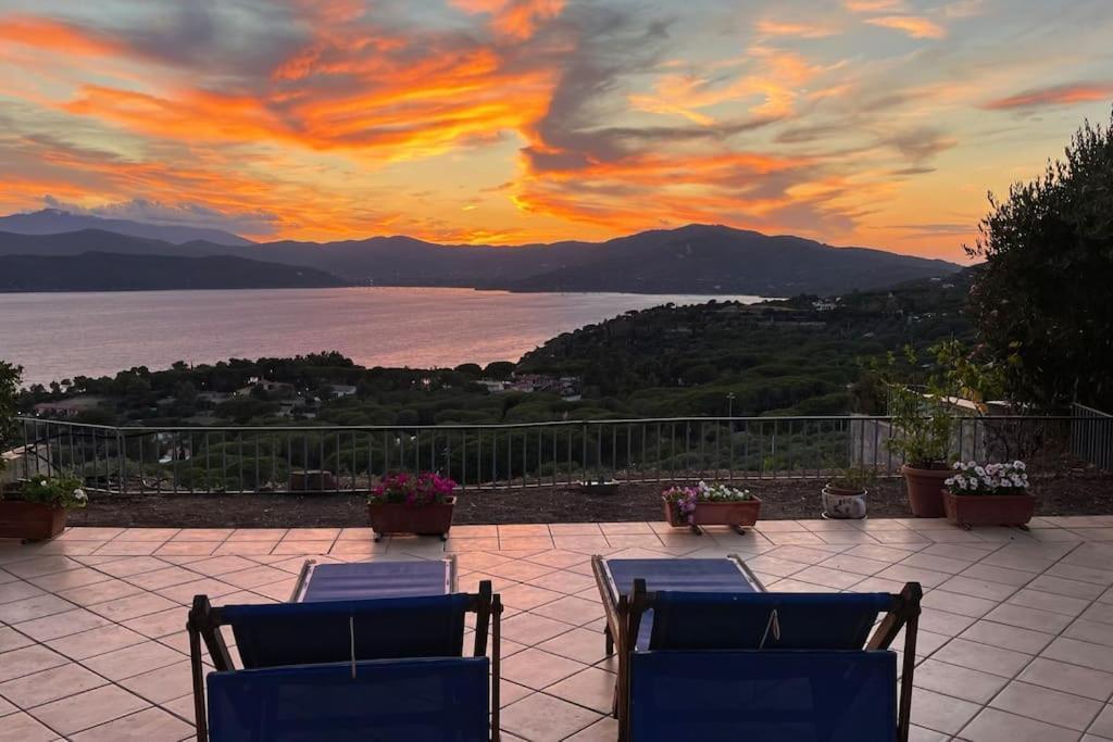 Villa Mit Whirlpool Und Phantastischer Aussicht Capoliveri  Exterior photo
